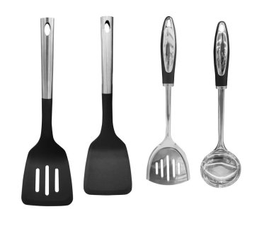 Ladle, Turner, mutfak aletleri beyaza izole edilmiş.
