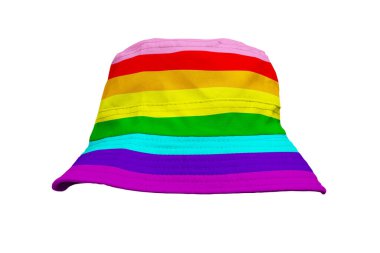 Beyaz arka planda moda çekimleri için renkli kova şapkalar.