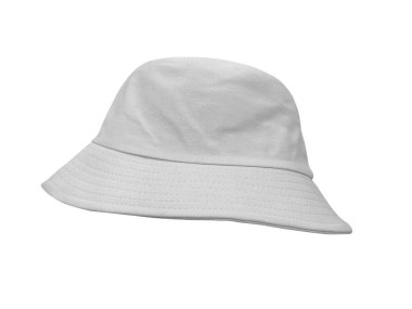 Beyaz arka planda izole edilmiş beyaz kova şapka