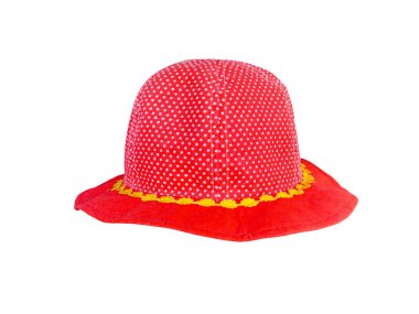 Kırmızı çocuk şapkası beyaz arka planda izole edilmiş.