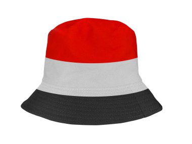 Beyaz arka planda izole edilmiş kırmızı beyaz siyah kova şapkalar..