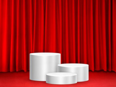 Stüdyo odasında beyaz ekran standı, kırmızı perde arkaplan.