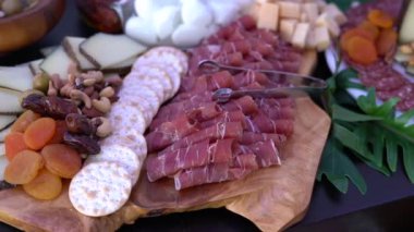 farklı peynirler ve farklı peynirler