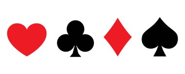 Kart destesi, kupa sopası, maça imzası beyaz arka planda çip..