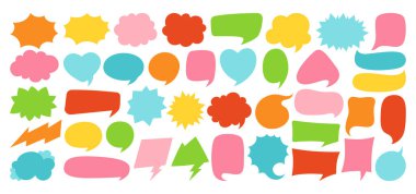 Konuşma balonu komedi sohbet kutusu seti. Renkli boş tasarım ögeleri diyalog bulutları mesaj kutusu. Konuşma damlaları çizgi roman, konuşma metni için balon pankartı. Çizgi film vektör çizimi izole edildi