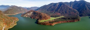 Isar Nehri Sylvensteinsee Alp dağları Sonbaharda Havadan Görünüm Panoraması