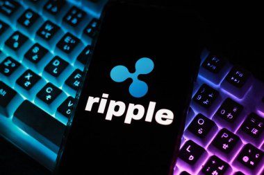 Ini bu fotoğraf The Ripple Xrp logo. Batı Java, Endonezya - 14 Mart 2024.