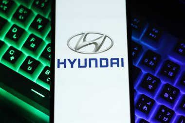Endonezya-30 Mart 2024: Hyundai logosu Güney Koreli çok uluslu bir otomobil şirketi..