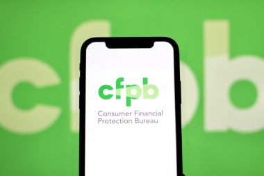 INDONEZYA - 30 Mayıs 2024: Bu resimde, Tüketici Mali Koruma Bürosu logosu, cfpb