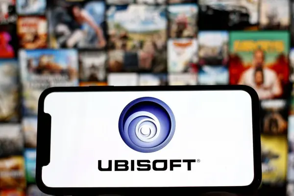 INDONESIA - 5 Haziran 2024: Bu resimde Ubisoft Entertainment S.A. logosu Rennes, Fransa merkezli bir video oyunu şirketidir.