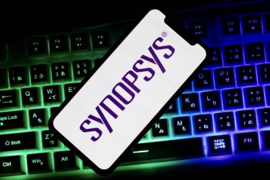 Bu fotoğraf illüstrasyonunda, sinopsikoloji şirketinin logosu akıllı bir telefondan gösteriliyor. Endonezya - 16 Haziran 2024.