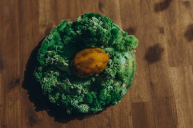Küf ve yosunlu limon. Yüksek kalite fotoğraf