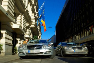 Munich, Bavaria, Germany, May 15th 2005, mercedes limousines in front of the Hotel Mandarin Oriental former Raffael in Munich clipart