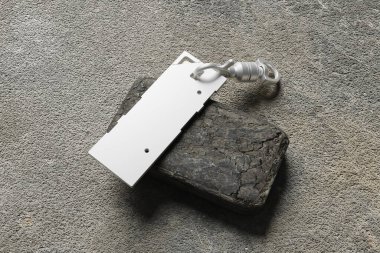 Tasarımınızı istemciye göstermek için anahtarlık Mockup