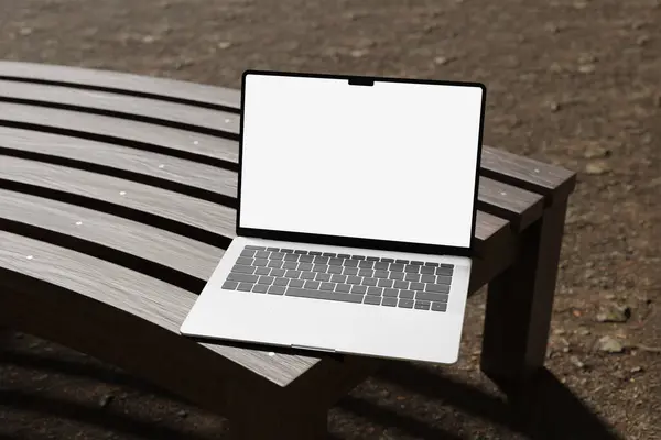 Dizaynınızı istemcilere göstermek için gerçekçi bir dizüstü bilgisayar modeli