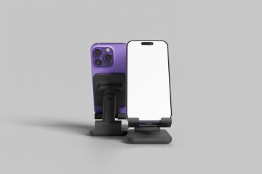 Tasarımını Müşterilere Göstermek İçin Ayakta Akıllı Telefon Mokikasyonu