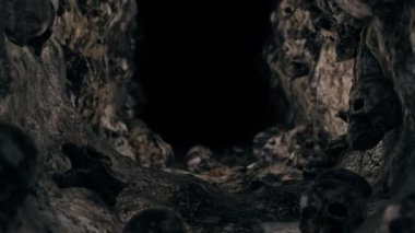 Taş Kurukafalar, festival filmleri ve korku sahnelerinde sinema için kullanılan bir film. Sahne, başlık ve logolar için de iyi bir geçmiş.