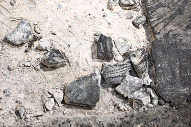 Çatlak beton bina çökmüş. Kırık Çimento Zemini Arkaplan DokusuName.