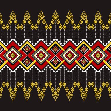 Amerika 'nın etnik eğilimli etnik düzeni, beyaz ırkın çarpıcı zıtlığıyla dikkat çekiyor. Etnik değişim zarif ve sofistike bir hikaye anlatırken, bembeyaz aksan bir dokunuş oluşturuyor. 