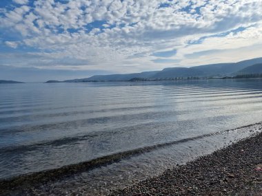 Norveç renkli manzaralar, görkemli dağlar ve su kütleleri bakımından zengin bir ülkedir..