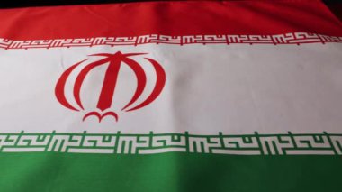 İran ulusal bayrağının sürgülü görüntüsü. Yüksek kalite 4k görüntü