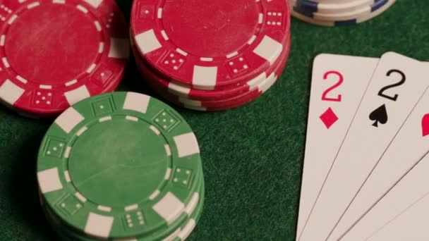 Полный Дом Покера Руку Зеленый Стол Высококачественные Кадры — стоковое видео
