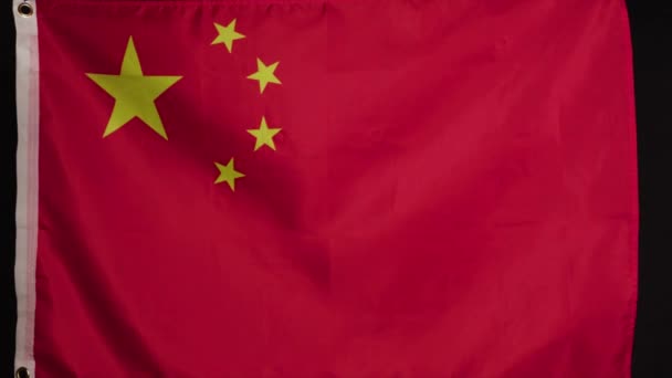 Kínai Nemzeti Zászló Sötét Háttérrel Kiváló Minőségű Felvételek — Stock videók