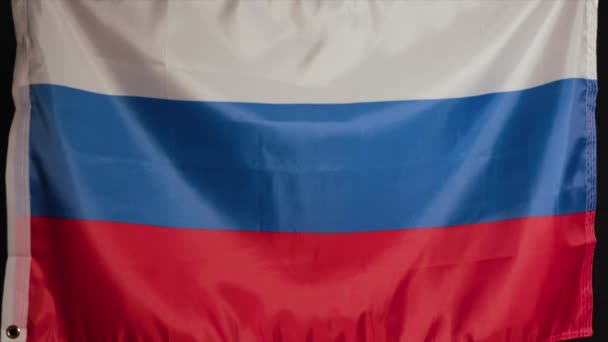 Russische Nationalflagge Auf Dunklem Hintergrund Hochwertiges Filmmaterial — Stockvideo