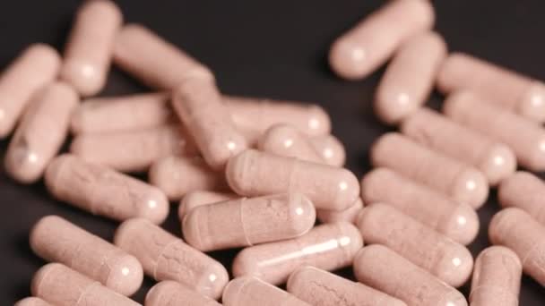 Pillole Vitamine Capsule Farmaco Sul Giradischi Filmati Alta Qualità — Video Stock