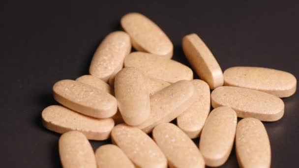 Pillole Vitaminiche Abbronzanti Farmaci Sul Giradischi Filmati Alta Qualità — Video Stock