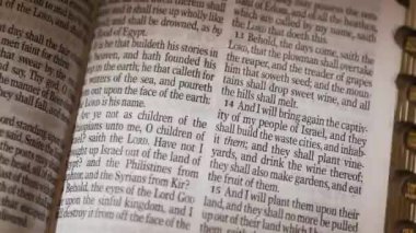 İncil - Jonah 'ın Eski Ahit Kitabı başlık sayfası. Yüksek kalite 4k görüntü