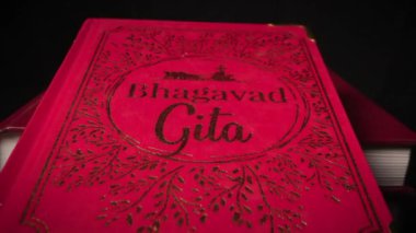 Bhagavan Gita Hindu Mahabharata dini kitap kapağı başlığı 3. Yüksek kalite 4k görüntü