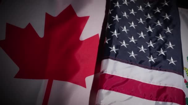 Schwenkfotos Der Nationalflaggen Von Kanada Den Vereinigten Staaten Und Mexiko — Stockvideo