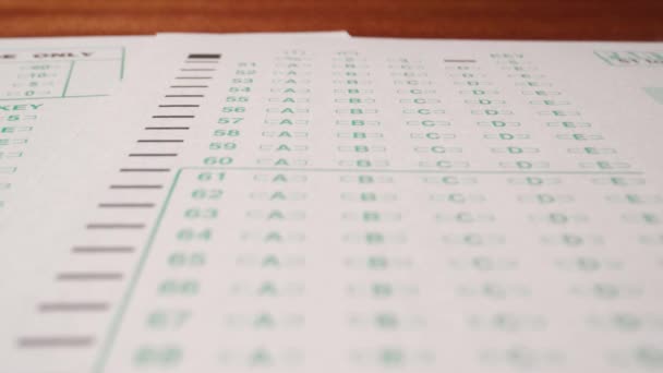 Close Van Multiple Choice Examen Student Testen Papier Hoge Kwaliteit — Stockvideo