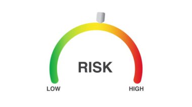 Düşük risk yönetimi değerlendirme tolerans göstergesi metre beyaz. Yüksek kalite 4k görüntü