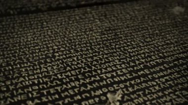 Hiyerogliflerden Yunanca 'ya 15 Rosetta Taşı' nın Hikayesi. Yüksek kalite 4k görüntü