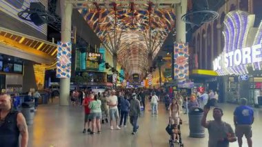 8 Mayıs 2025 Nevada editörü ABD Fremont Las Vegas ışık gösterisi ve şehir merkezi 21 gece hayatı 