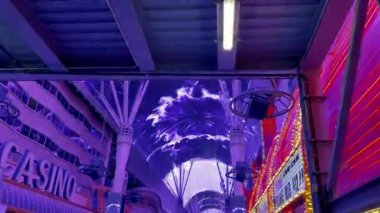 8 Mayıs 2025 Nevada editörü Las Vegas ABD Las Vegas Nevada Fremont sokak turist ışık gösterisi 38 