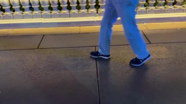 Editör 9 Nisan 2025 Las Vegas Nevada ABD Bellagio Otel ve Kumarhanesi Akşam Işıkları Las Vegas 'ta Suya Yansıyan 42 