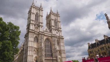 Londra, İngiltere 27 Temmuz 2025: Westminster Abbey Londra Gotik Katedral Kilisesi İngiltere