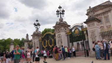 Londra, İngiltere 27 Temmuz 2025: Buckingham Sarayı Londra Avrupa Mimarisi İngiltere 1751 