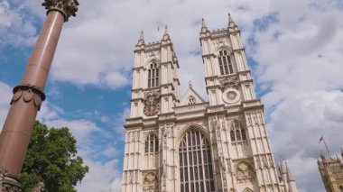 Londra, İngiltere 27 Temmuz 2025: Westminster Abbey Londra Gotik Katedral Kilisesi İngiltere