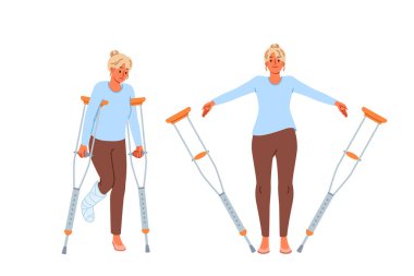 Bacağı kırık engelli bir kadın klinikteki rehabilitasyon ve tedavi prosedürlerinden sonra koltuk değneklerini atıyor. Kız, kazadan sonra ayak bileğinin sağlığına kavuşması için rehabilitasyon gördü..