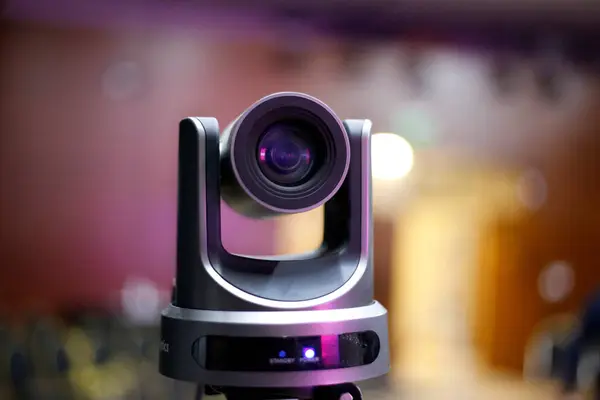 Yayınlanan Kamera. Robot kamera. Robot kamera yakın çekim. Video teknolojisi.