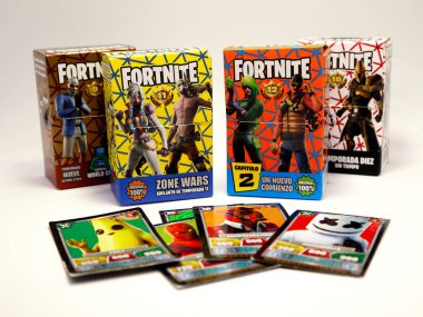 Fortnite ticaret kartları. Kart Serisi 9, 10, 11 ve 12. Epic Games 'in Fortnite oyunundan kartlar. Her tür oyuncu için farklı oyun modları olan Free Battle Royale. Hayatta kalma video oyunu