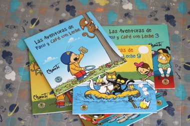 Facu ve Kafe Con Leche 'nin Maceraları' ndaki çocuklar için çizgi romanlar. Arjantinli ressam Chanti 'nin koleksiyonu. Çocuk kitapları. Çocuk Eserleri.