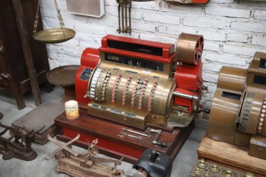Rocsen Müzesi, Crdoba, Arjantin 'de sergilenen eski kayıtlı makine..