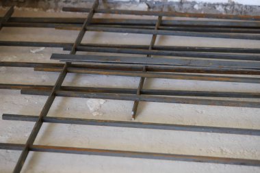 İnşaat için metal çubuklar. Çitler için inşaat malzemesi
