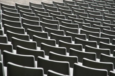 Stadyumdaki boş koltuklar