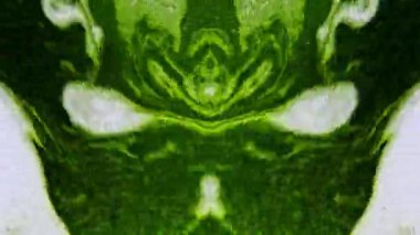 Soyut su arka planı. Sıvı akışı sıçradı. Köpüklü su şelaleleri. Yeşil sıvı. Su hareketi. Desenli. 